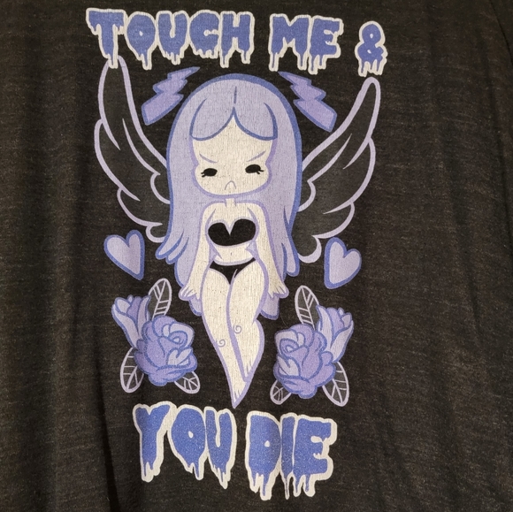 Touch me & you die sweatshirt - Picture 2 of 3